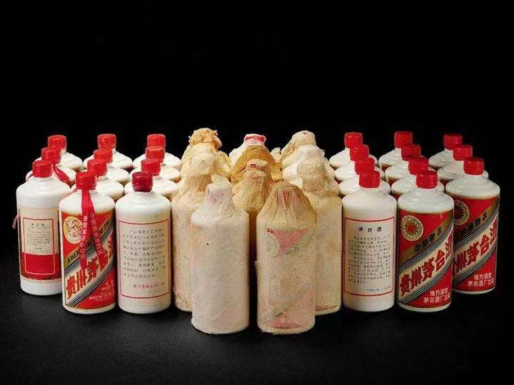 龙南日照岚山回收酒价格哪里回收(附近上门回收茅台酒）?